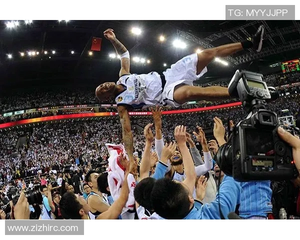 马丁内斯的足球传奇之路与未来展望：从球场到人生的启示